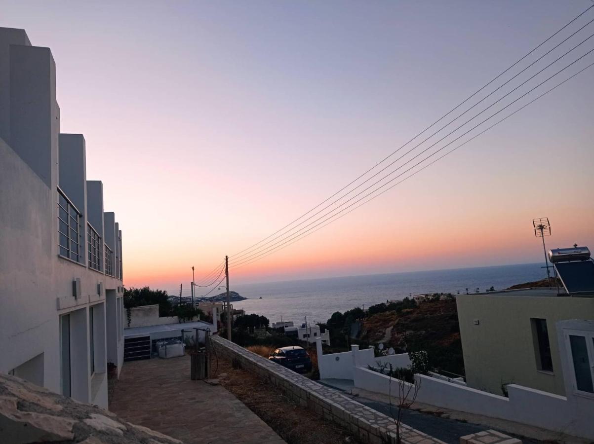 Villa Casa Del Mar 利加里亚 外观 照片