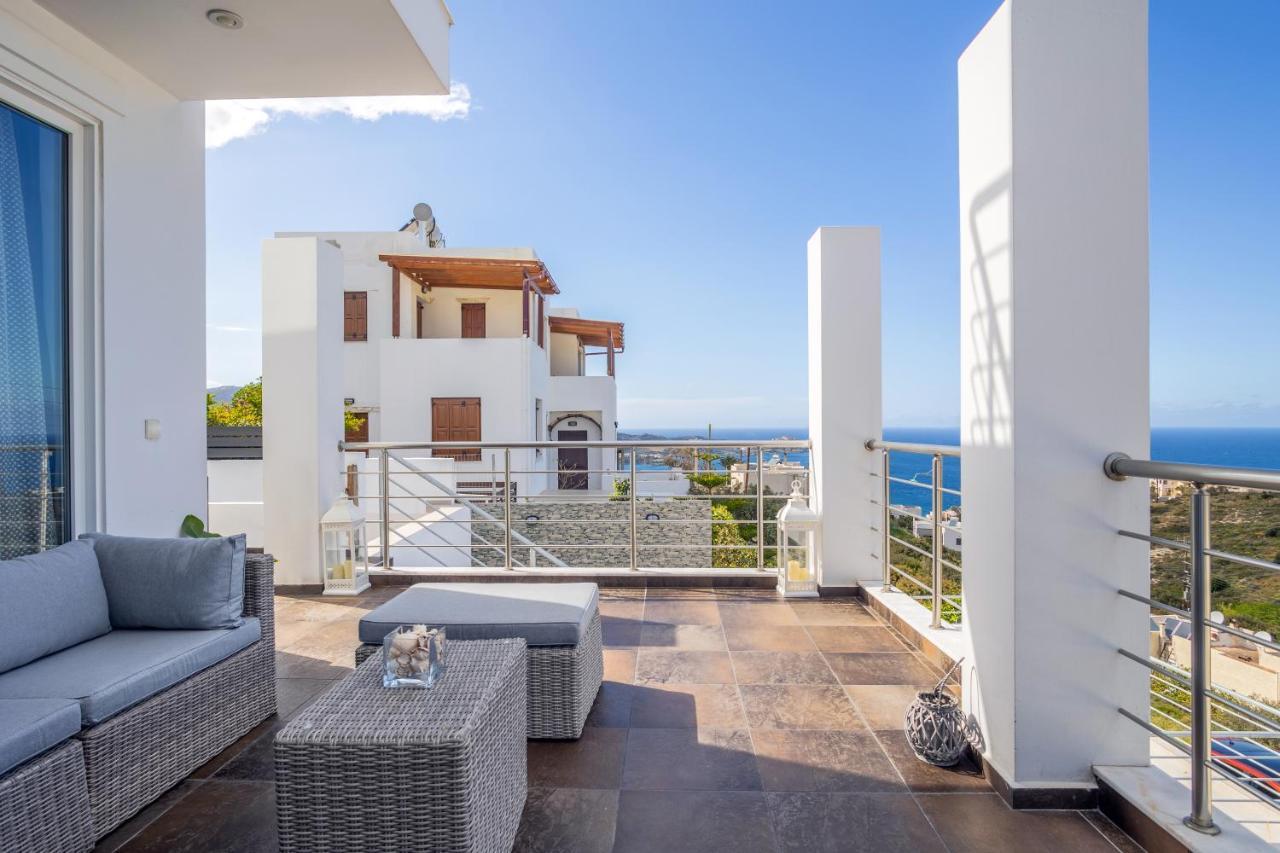 Villa Casa Del Mar 利加里亚 外观 照片
