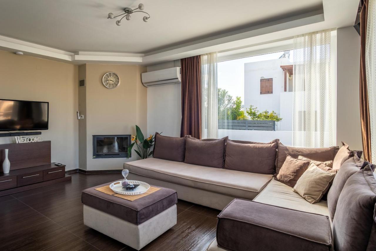 Villa Casa Del Mar 利加里亚 外观 照片
